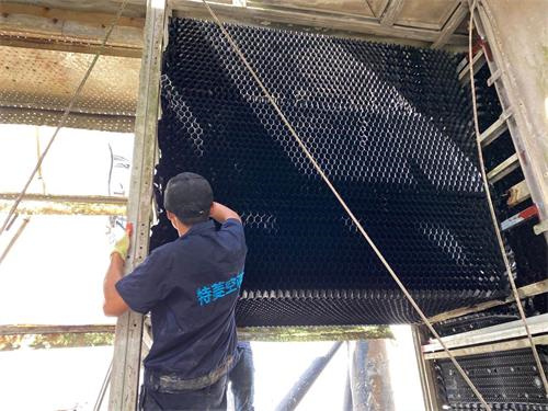 逆流冷卻塔出現(xiàn)腐蝕的原因(圓形逆流式冷卻塔)