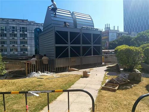 開式冷卻塔與閉式冷卻塔淬火液區(qū)別(開式冷卻塔和閉式冷卻塔的優(yōu)缺點(diǎn))